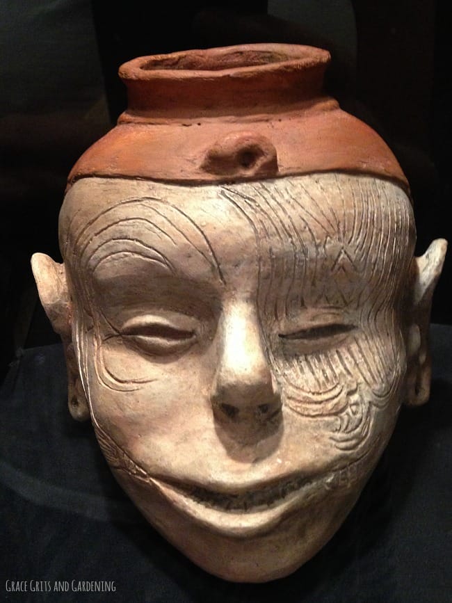 human effigy head - Hampson Museum