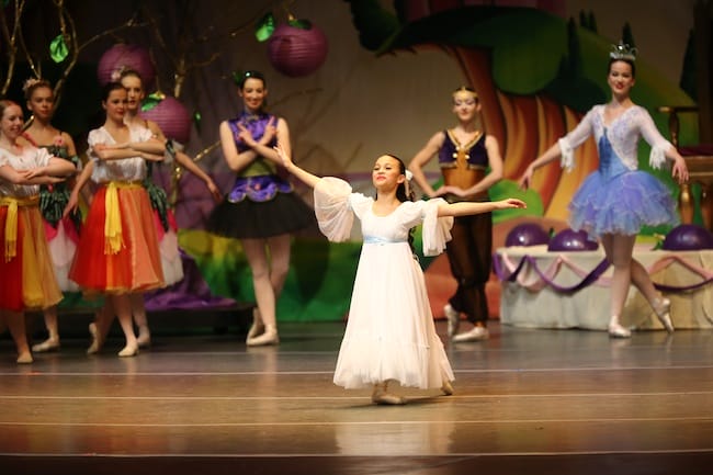 6 NWA Ballet Nutcracker Clara