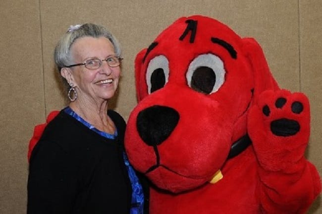 Ginny With Clifford 10