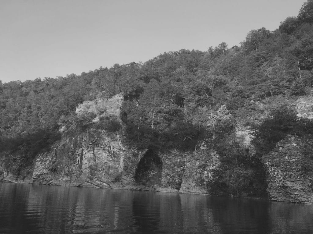 banner-evening-on-the-buffalo-river-near-baker-ford