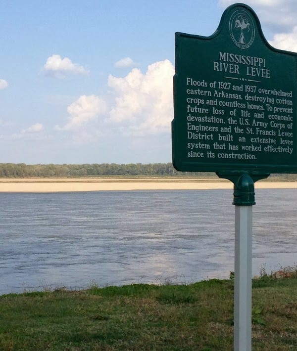 Helena Arkansas - Canoeing The Mississippi River - Only In Arkansas