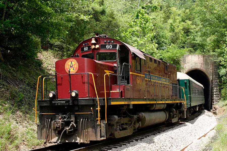 5 Unique Ways to See North Arkansas - #2 From the Windows of a Passenger Train