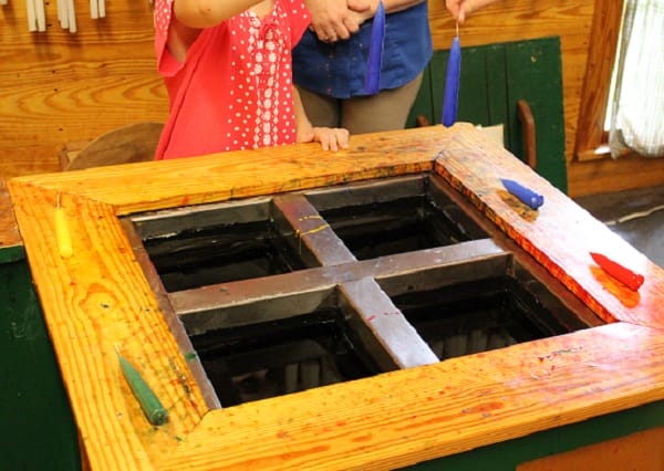 Historic Washington candle dipping