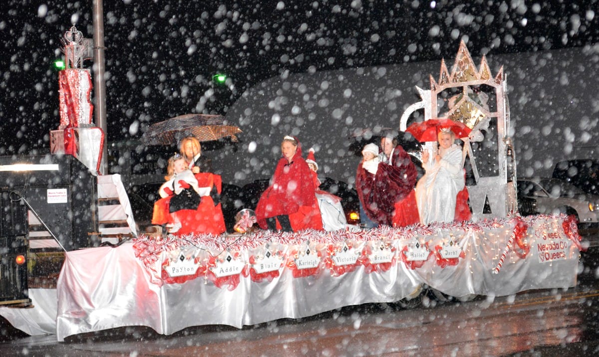 Arkansas Christmas Parades 2014 - Only In Arkansas, image size:1200x716