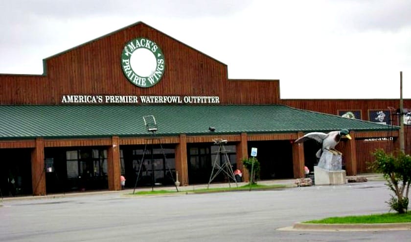 Mack's Prairie Wings - Only In Arkansas - Stuttgart