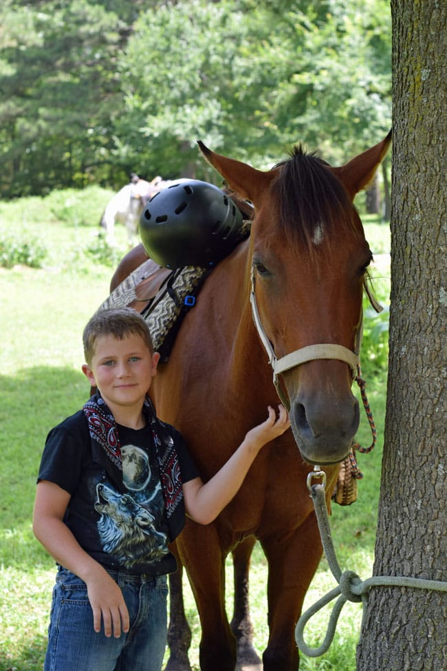 Barnyard-Friends-Trail-Rides