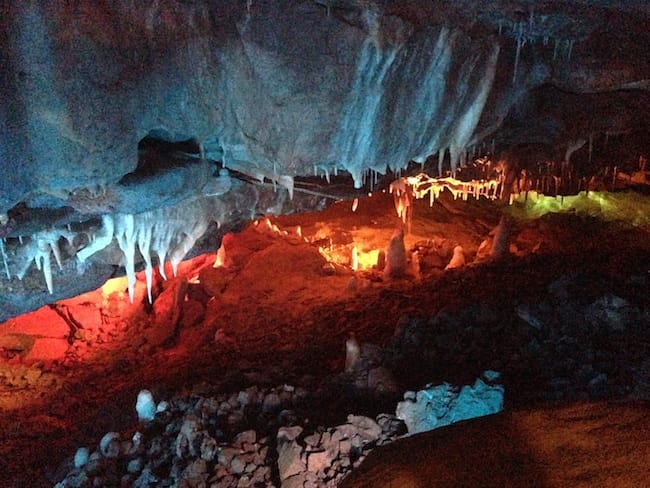 Retro _Cheesy_ Lights in The Mystic Caverns