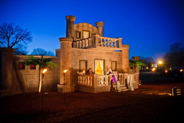 Searcy Holiday of Lights Living Nativity