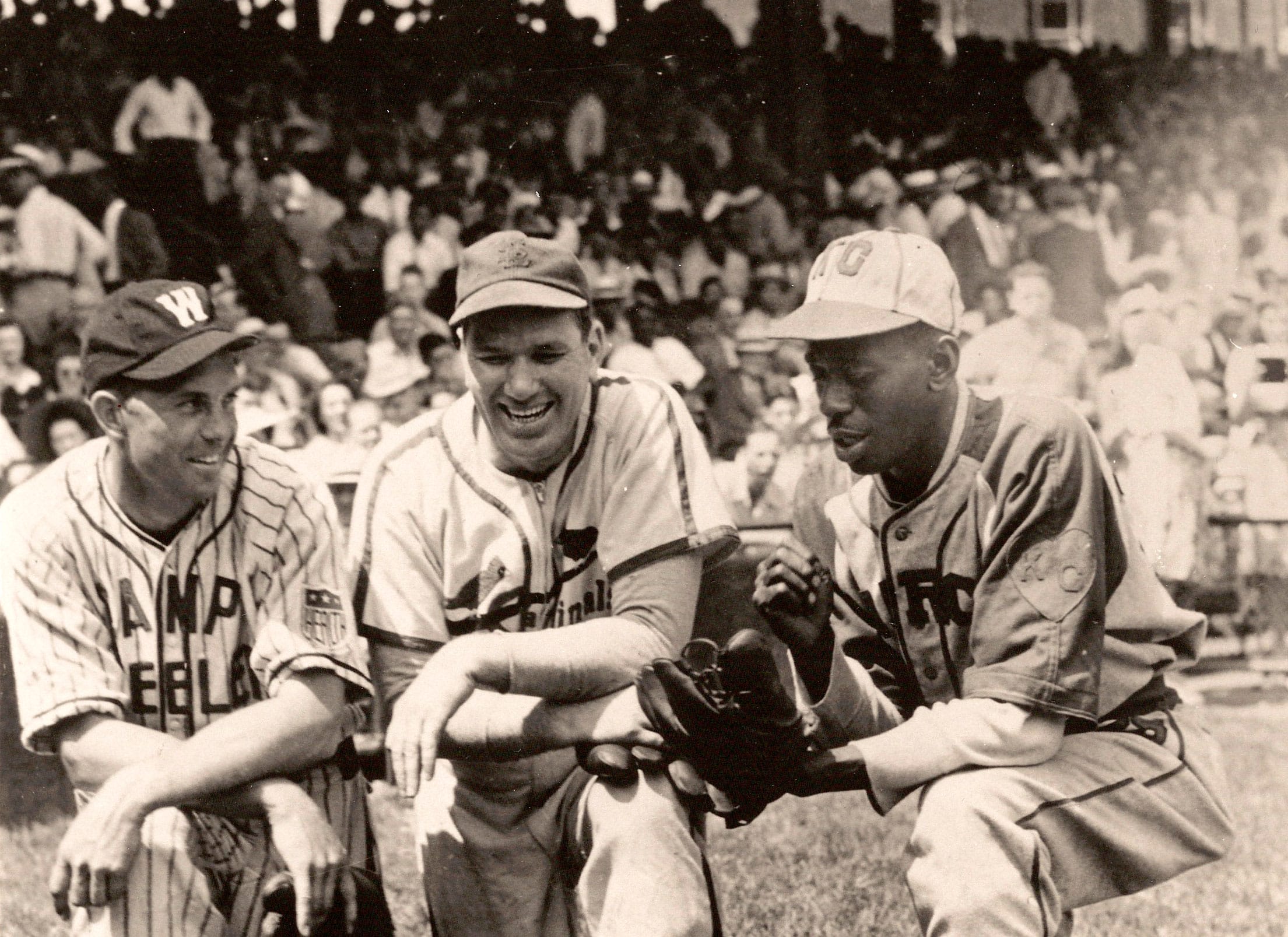 Arkansan Dizzy Dean and Satchel Paige - Only In Arkansas