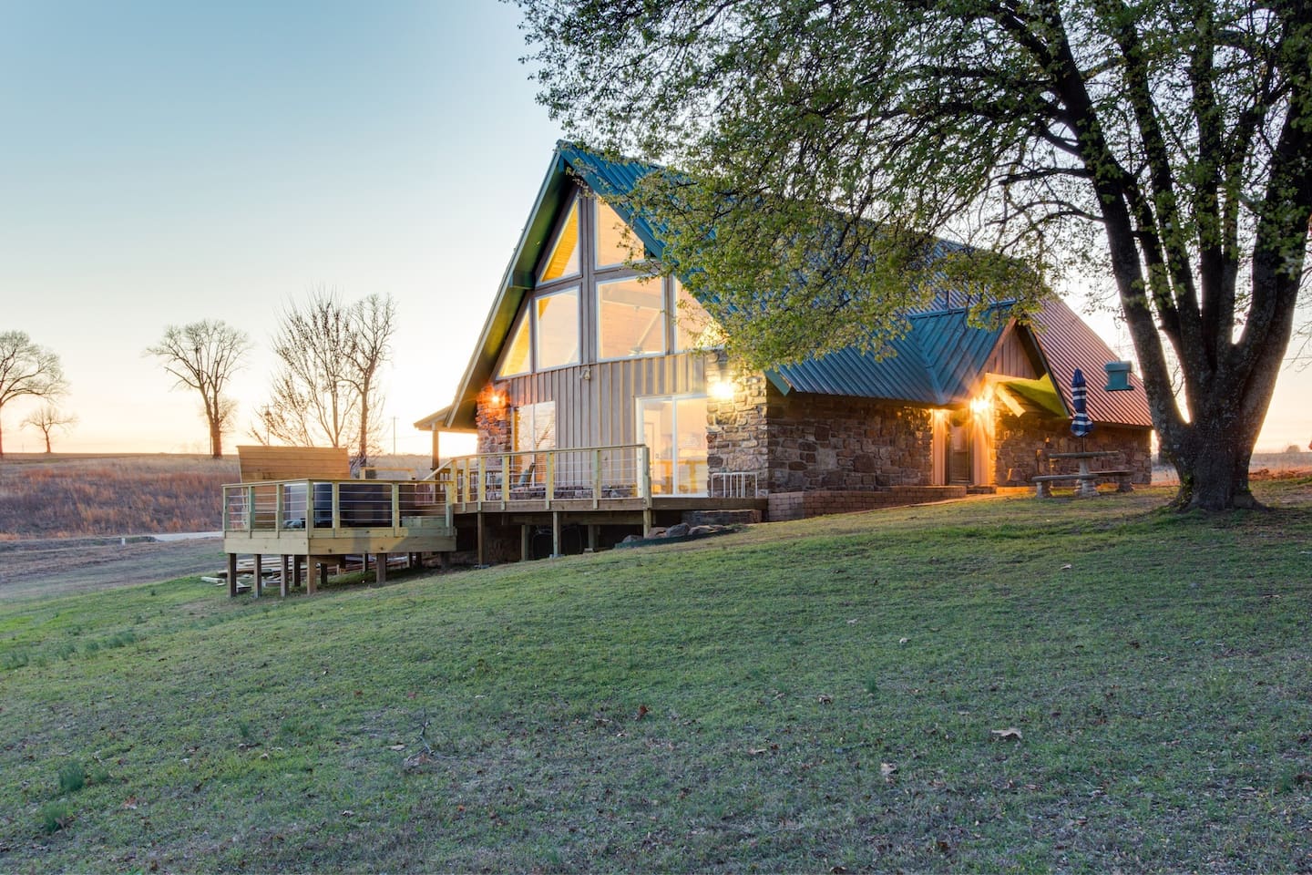 Coolest Arkansas Airbnbs Only In Arkansas