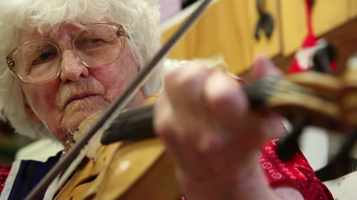 Violet Hensley: The Whittling Fiddler - Only In Arkansas