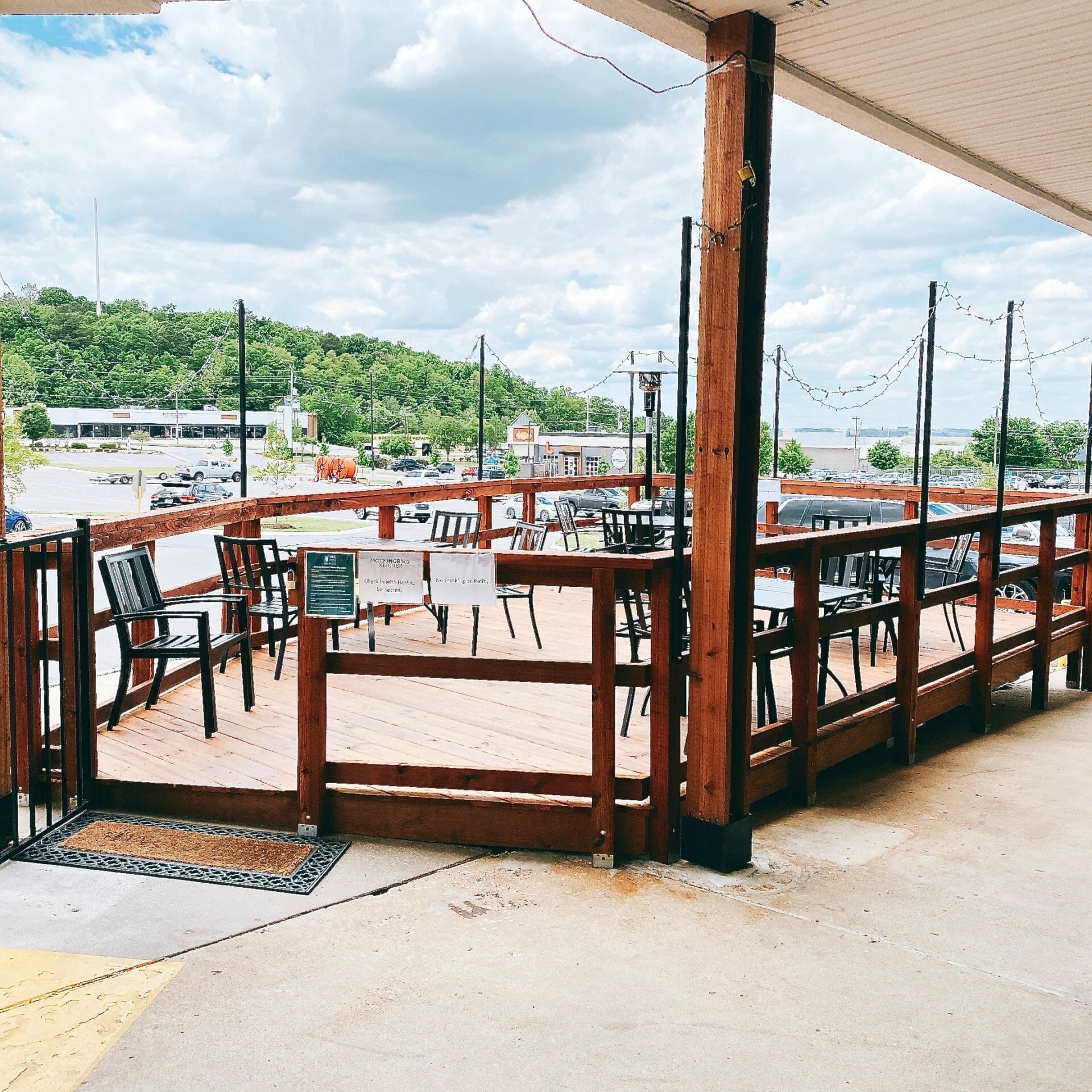 Mockingbird Kitchen Is Fresh And Approachable Only In Arkansas   Mockingbird Kitchen Patio 