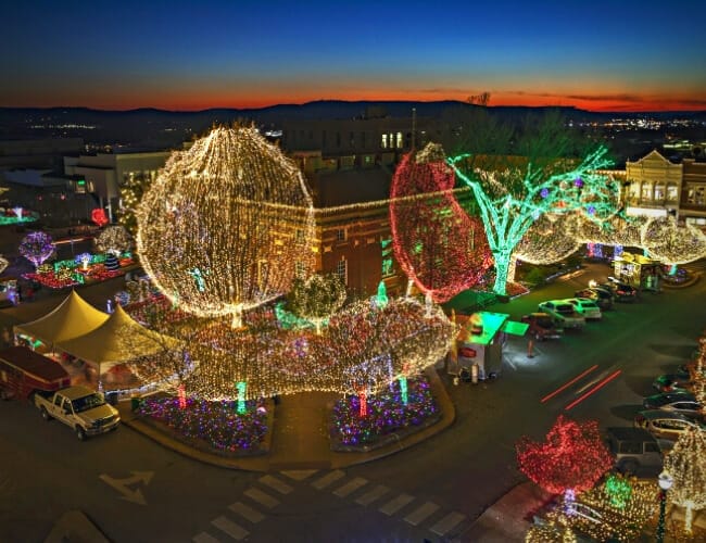 Conway Arkansas Christmas Parade 2022 Arkansas Christmas Lights 2021 - Only In Arkansas