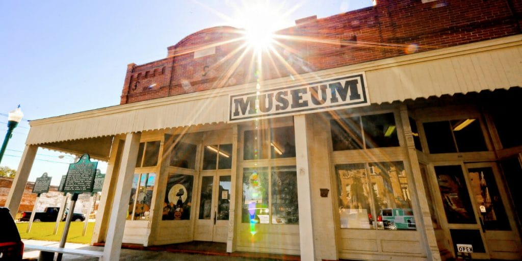 Summer Bucket List: Arkansas Museums