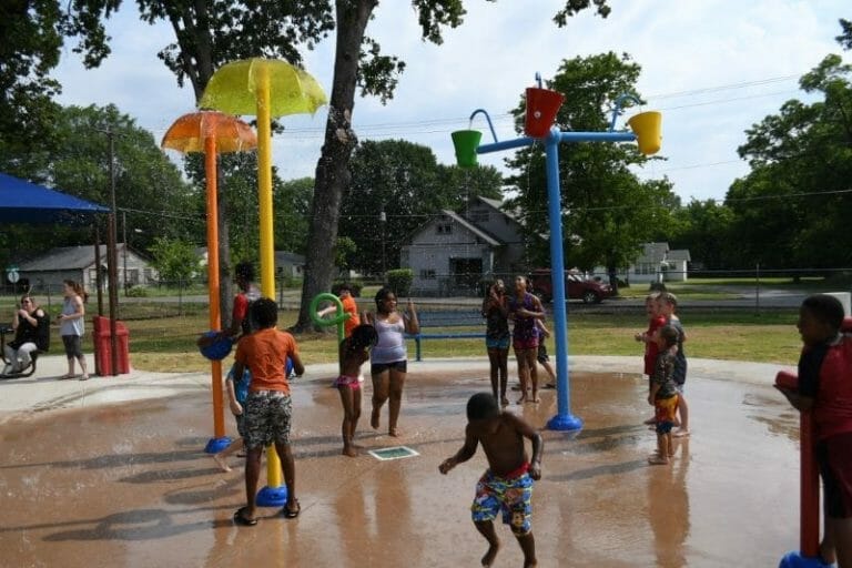 7 South Arkansas Water Parks and Splash Pads Only In Arkansas