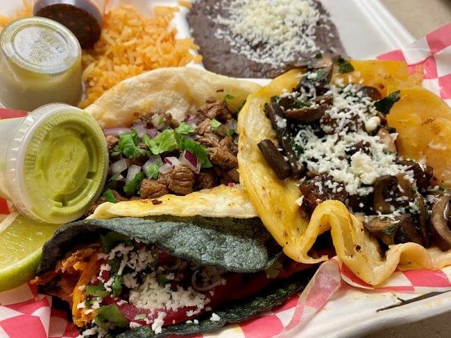 Lili's Mexican Food Truck