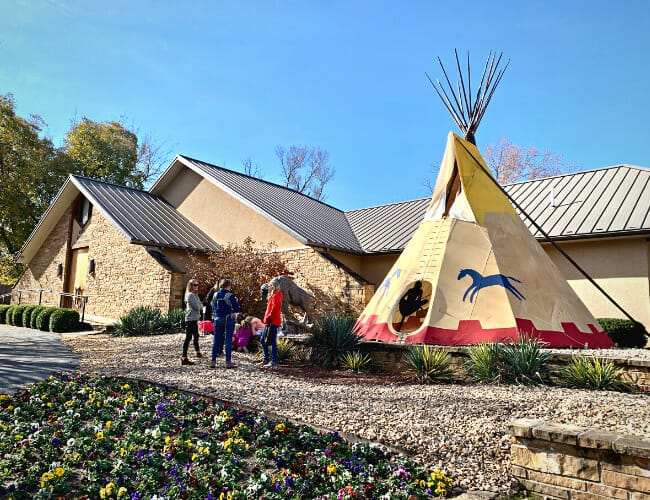 native american reservation houses