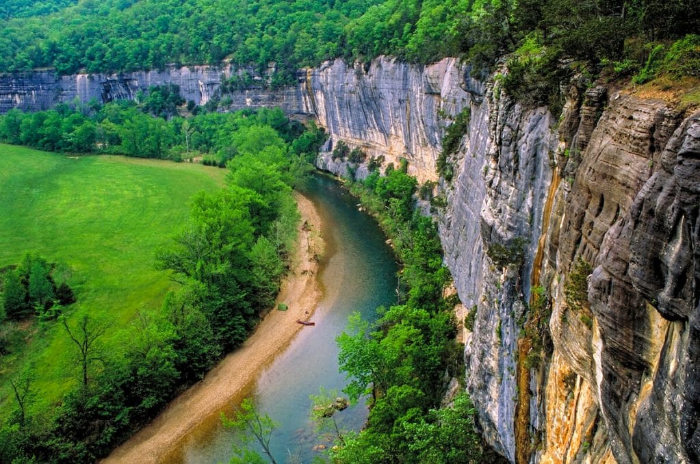 Your Guide To Hiking the Buffalo National River