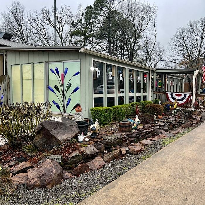 Peggy Sue’s Place in Heber Springs Only In Arkansas