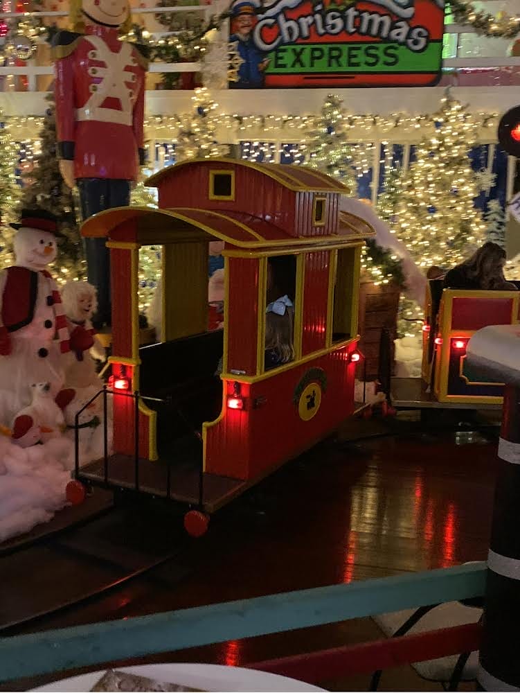 The World's Largest Christmas Pickle Only In Arkansas