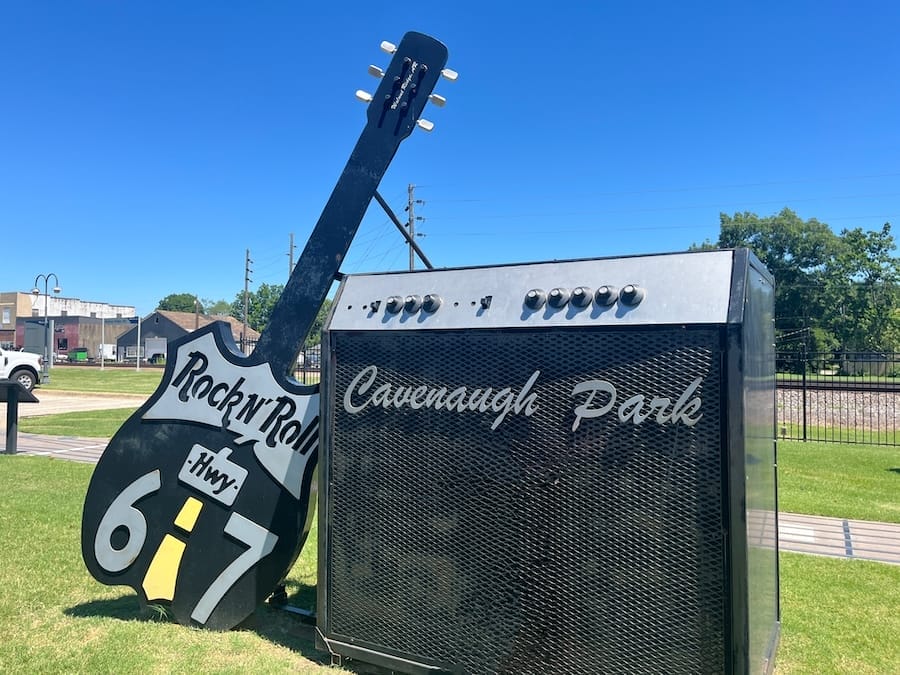Music Legends of the Rock N' Roll Highway - Only In Arkansas